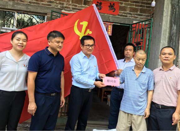 11-党心系民心  民心向党心——宝安区民政局党建引领促脱贫攻坚向纵深发展.png
