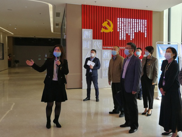2-市社会组织党委专职副书记郭建带队到南山区调研社会组织工作.jpg