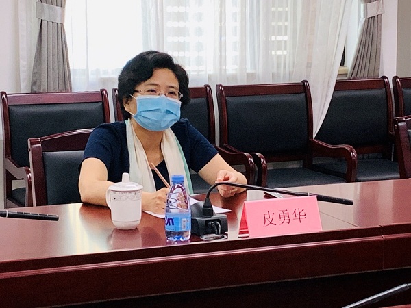 2-市民政局皮勇华副局长五一节前到市养老护理院检查指导工作.jpg