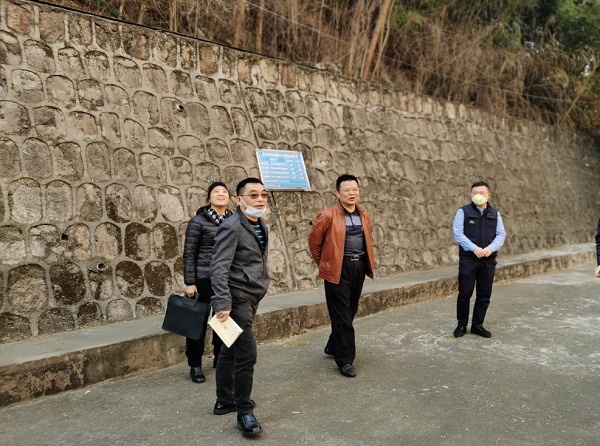 1-刘慧同志带队到市福彩中心坂田仓库开展节前安全生产检查.jpg