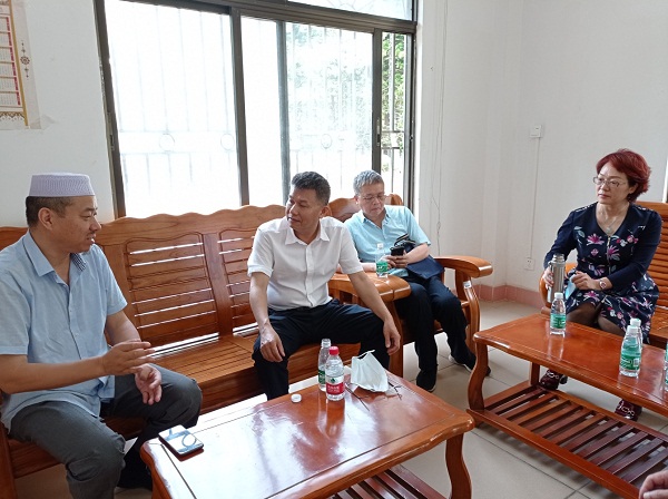 3-市社会组织党委专职副书记郭建一行前往盐田区检查清明安全工作.jpg