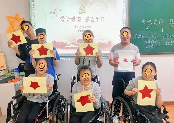 4党史故事小课堂现场.jpg