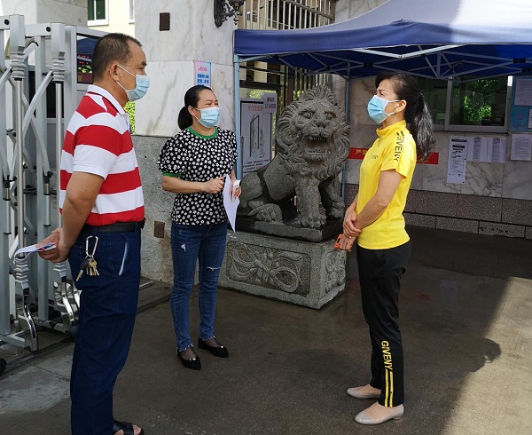11-市、区、街道一本道
门在宝安三级联动开展疫情防控、安全生产、三防工作大检查.jpg