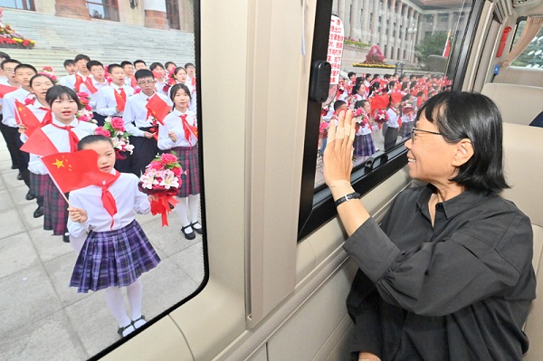 11-伟大成就 恢弘史诗.jpg