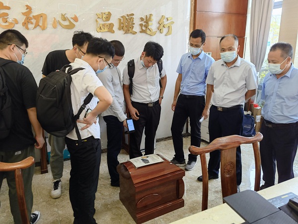 殡葬图1.jpg