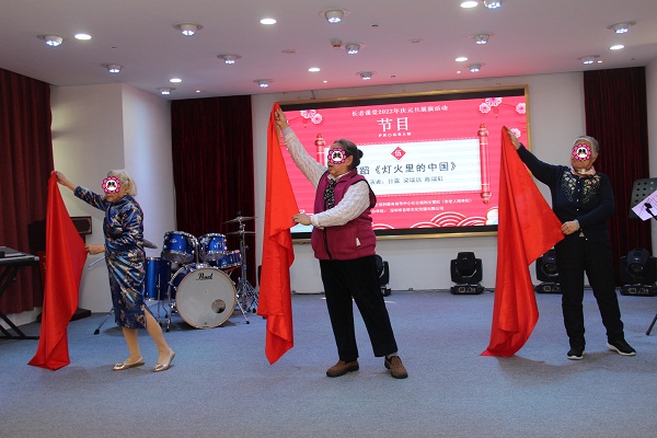 舞蹈表演《灯火里的中国》_副本.jpg